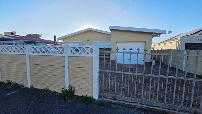 4 Bedroom Property for Sale in Townsend Estate Western Cape